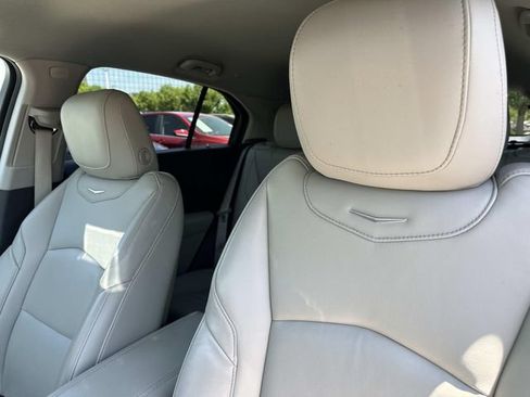 Used 2021 Cadillac XT4 Premium Luxury w/ Cold Weather Package FWD image 21