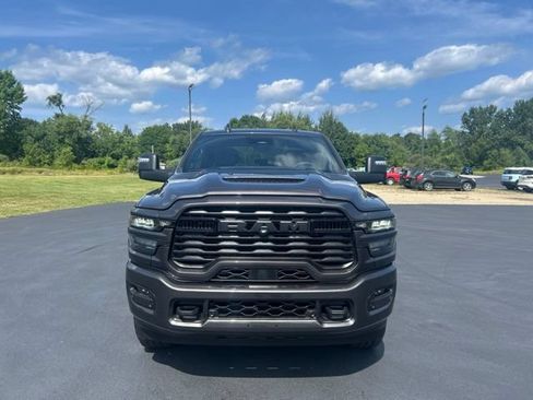 New 2026 RAM 2500 Big Horn AWD/4WD image 8