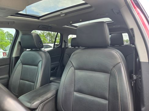 Used 2019 GMC Acadia SLT image 24