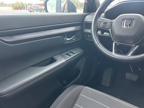 Used 2023 Honda CR-V Sport image 11