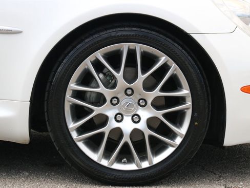 Used 2007 Lexus SC 430 Convertible RWD image 16