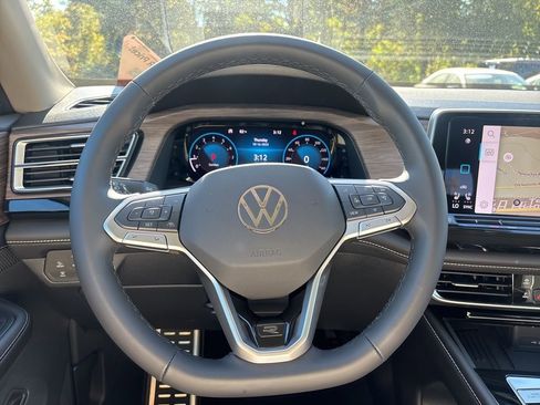 New 2026 Volkswagen Atlas SEL Premium R-Line AWD/4WD image 14