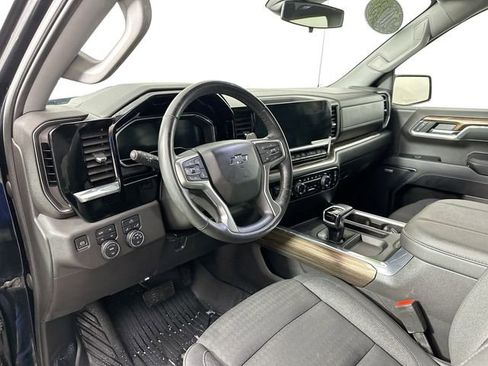 Used 2023 Chevrolet Silverado 1500 RST image 10
