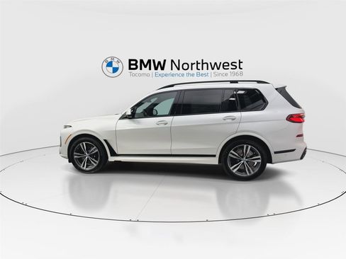New 2026 BMW X7 xDrive40i w/ M Sport Package image 11