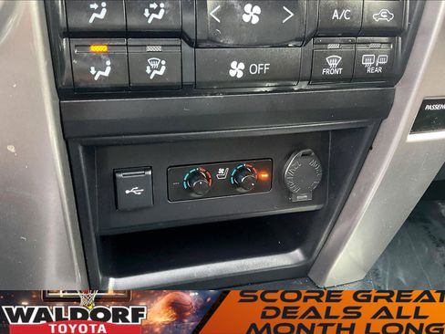 Used 2021 Toyota 4Runner Limited image 39