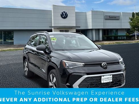 Used 2025 Volkswagen Taos S image 1