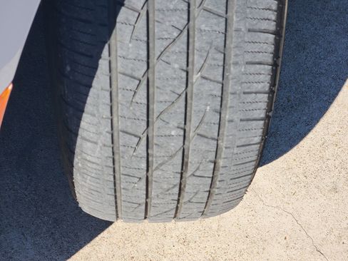 Used 2022 Chrysler Pacifica Touring-L image 12