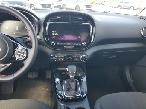Used 2025 Kia Soul GT-Line image 20