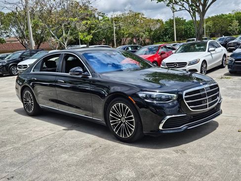 Used 2023 Mercedes-Benz S 500 4MATIC image 3