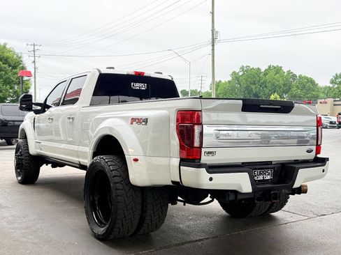 Used 2022 Ford F450 Platinum w/ FX4 Off-Road Package AWD/4WD image 5
