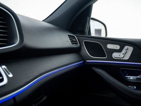 Used 2025 Mercedes-Benz GLE 350 4MATIC image 30