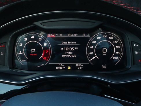 New 2025 Audi RS Q8 performance image 31