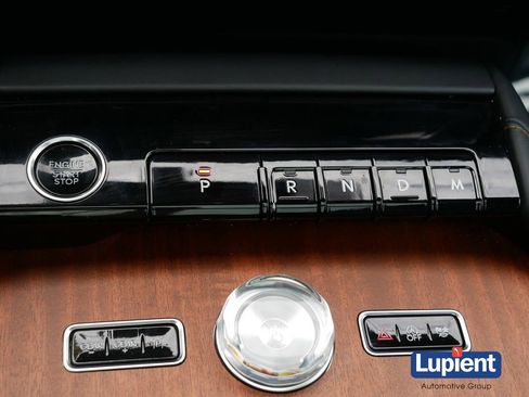 Used 2025 Lincoln Navigator Black Label AWD/4WD image 21