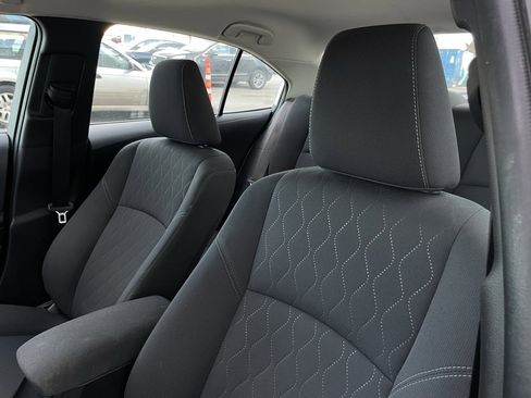 Used 2024 Toyota Corolla LE image 23