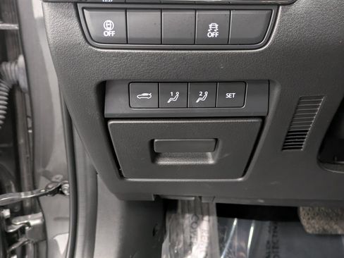 Used 2021 MAZDA MAZDA3 s image 20