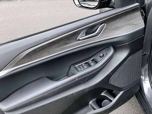 New 2026 Jeep Grand Cherokee Altitude AWD/4WD image 27