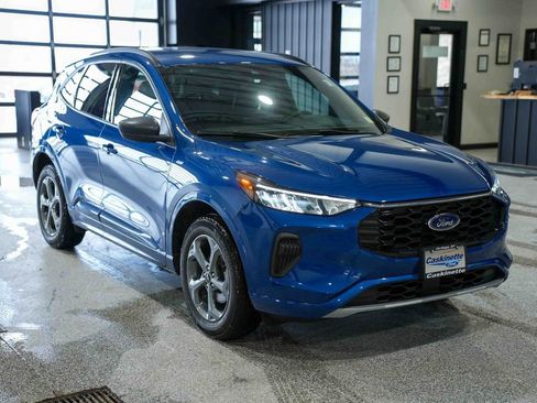 Used 2023 Ford Escape ST-Line w/ Tech Pack #1 image 3