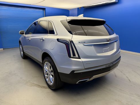 Used 2017 Cadillac XT5 Platinum AWD/4WD image 5