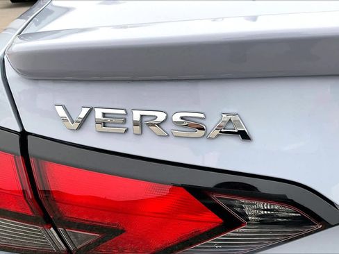 Certified 2023 Nissan Versa SR w/ Trunk Package image 9