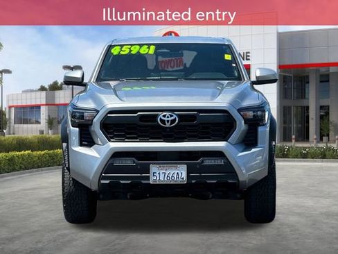 Used 2024 Toyota Tacoma TRD Off-Road w/ TRD Off Road Premium Package AWD/4WD image 11
