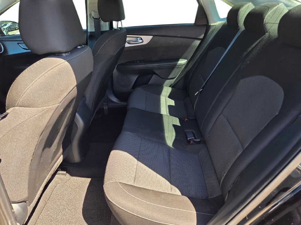 Certified 2024 Kia Forte LXS w/ LXS Technology Package FWD image 18
