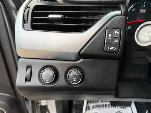 Used 2017 Chevrolet Tahoe LT AWD/4WD image 16