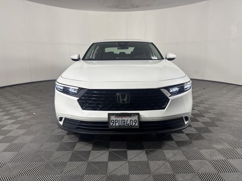 Used 2024 Honda Accord EX image 9