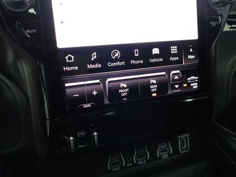 Used 2026 RAM 1500 Limited AWD/4WD image 18
