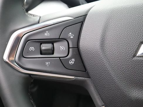 Used 2026 Chevrolet Trax LT w/ Driver Confidence Package FWD image 23