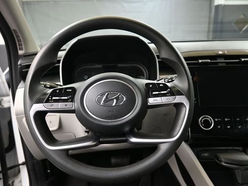 Certified 2022 Hyundai Tucson SE w/ Cargo Package image 22