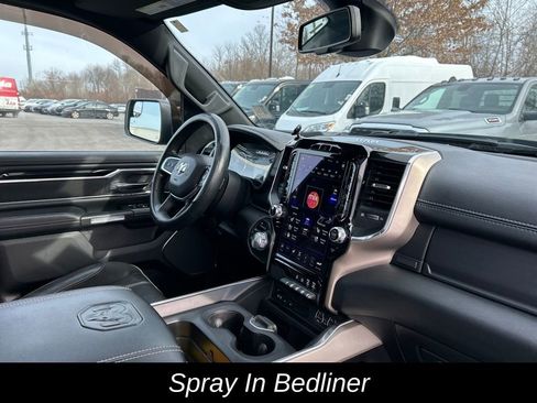 Used 2019 RAM 1500 Laramie image 31