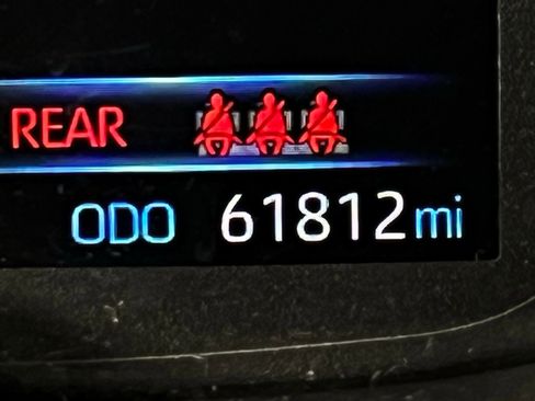 Used 2020 Toyota Corolla LE image 11