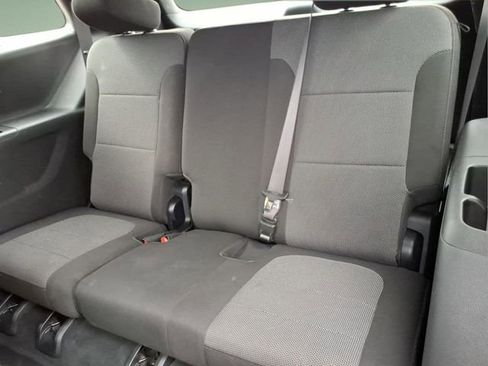 Used 2023 Chevrolet Traverse LT FWD image 13