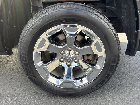 Used 2022 RAM 1500 Big Horn AWD/4WD image 10