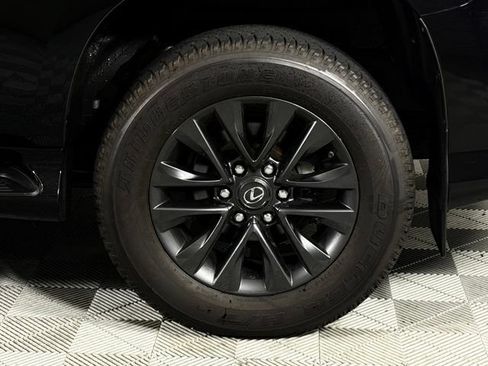 Used 2023 Lexus GX 460 Premium w/ Premium Package AWD/4WD image 12