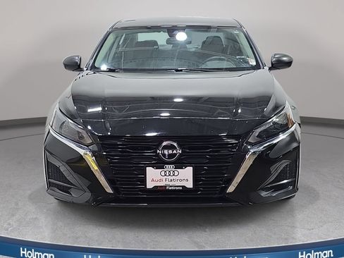 Used 2024 Nissan Altima 2.5 S FWD image 3