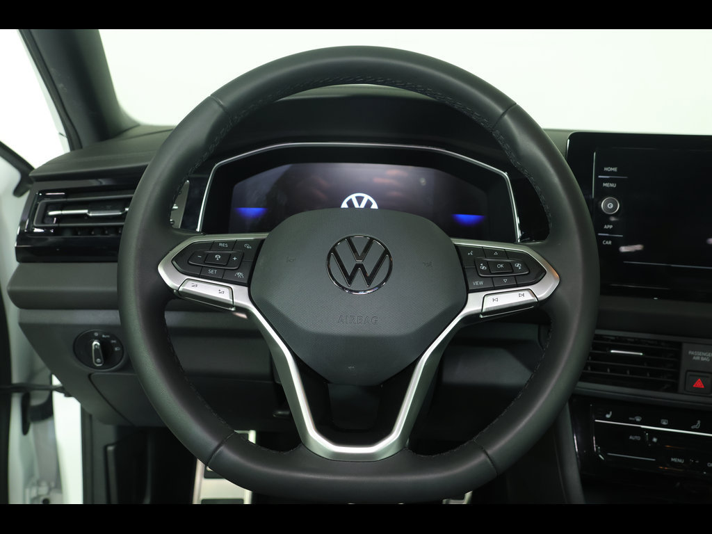 Used 2026 Volkswagen Jetta Sport FWD image 13
