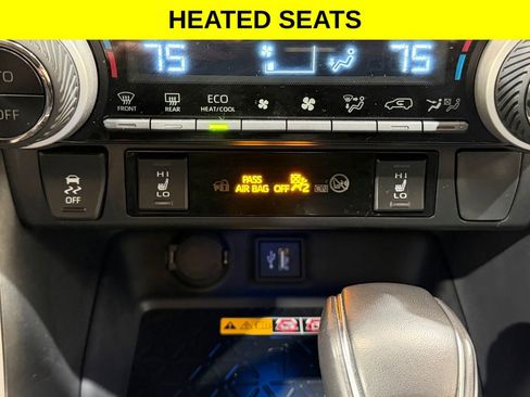Used 2025 Toyota RAV4 XSE w/ Advanced Technology Package AWD/4WD image 4