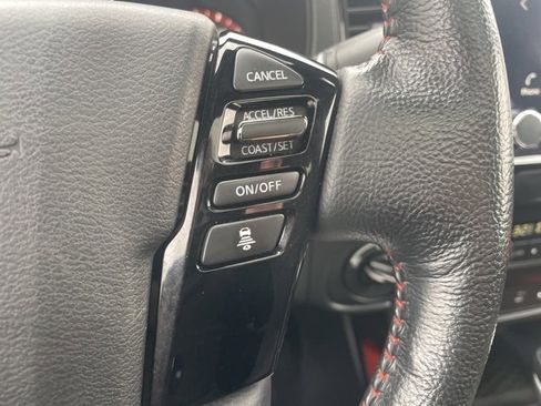 Used 2022 Nissan Frontier PRO-4X image 23