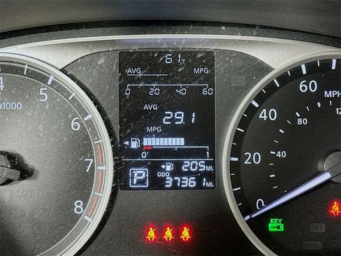 Used 2022 Nissan Kicks S image 15