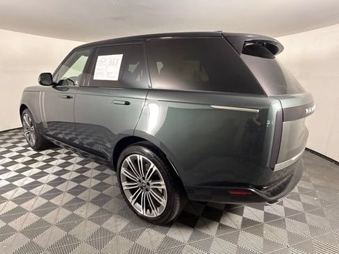 Used 2025 Land Rover Range Rover SE AWD/4WD image 49