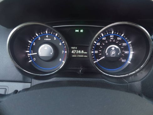 Used 2012 Hyundai Sonata SE FWD image 8