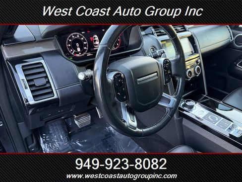 Used 2020 Land Rover Discovery HSE image 8