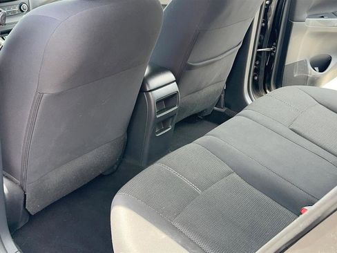 Used 2017 Nissan Sentra S FWD image 18