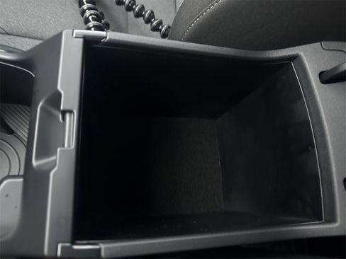 New 2025 Kia K4 LXS image 34