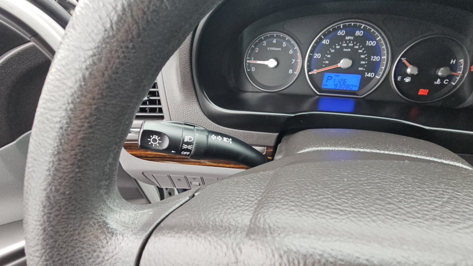 Used 2010 Hyundai Santa Fe GLS FWD image 14