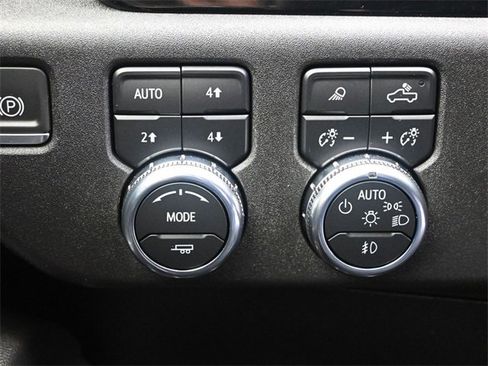 Used 2024 GMC Sierra 2500 SLT w/ Texas SLT Premium Package image 15