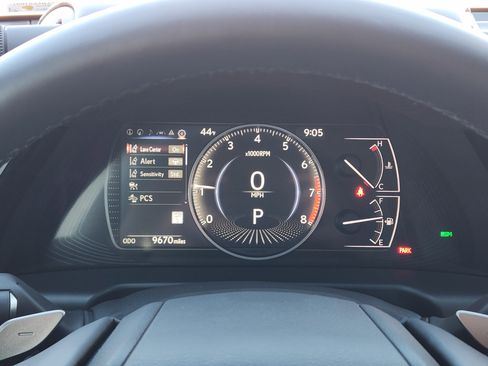 Certified 2025 Lexus ES 350 350 Premium Package image 18