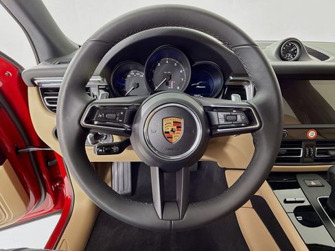 New 2026 Porsche Macan image 15