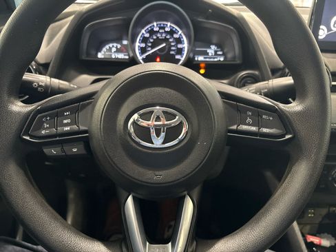 Used 2019 Toyota Yaris LE FWD image 15